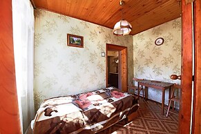Guest House on Chernomorskaya Ulitsa