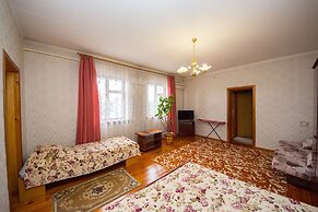 Guest House on Chernomorskaya Ulitsa