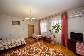 Guest House on Chernomorskaya Ulitsa