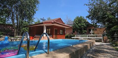 Phalaburi Resort by dreamhouse