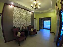 Phalaburi Resort by dreamhouse