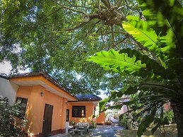 Phalaburi Resort by dreamhouse