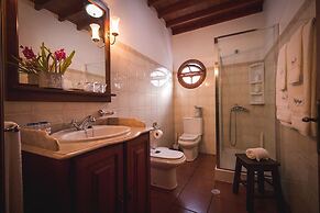 Refúgio do Sol - Mosteiros