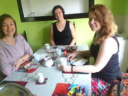 Araliya Holiday Bungalow