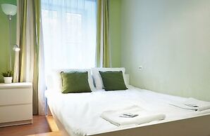 Nice Hostel Mokhovaya