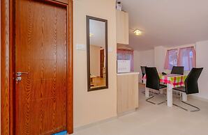 Paradise Bay Apartments