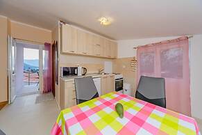 Paradise Bay Apartments