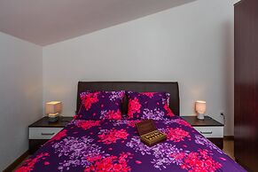 Paradise Bay Apartments