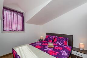 Paradise Bay Apartments