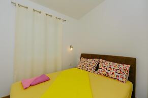 Paradise Bay Apartments