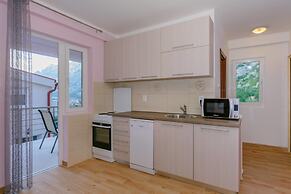 Paradise Bay Apartments