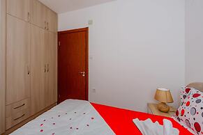 Paradise Bay Apartments