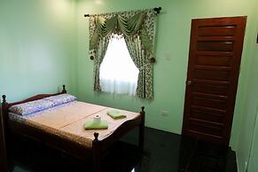 Luzmin BH - Pink House