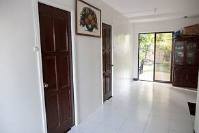 Luzmin BH - White House