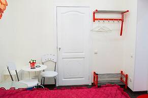 Red Hotel