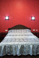 Red Hotel