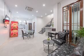 Tiny Taladnoi Hostel