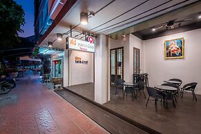 Tiny Taladnoi Hostel