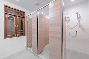 Tiny Taladnoi Hostel