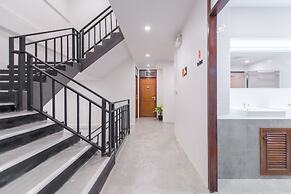 Tiny Taladnoi Hostel