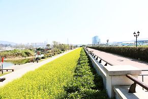 Fuzhou Jeurong Hotel