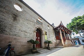 Fuzhou Jeurong Hotel