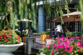 Jasmine International Hotel