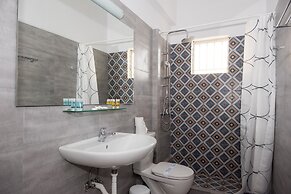 Spacious Apartment on the Beachfront