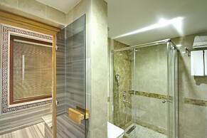 Izala Hotel - Boutique Class