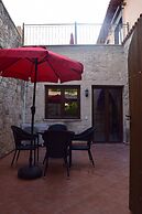 Venetian Cistern Villa