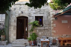 Venetian Cistern Villa