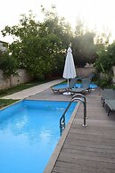 Venetian Cistern Villa