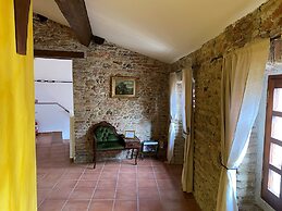 La Vieille Demeure