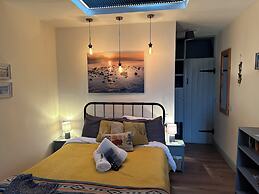 Norfolk Accommodation - mYminiBreak