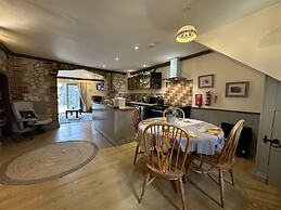 Norfolk Accommodation - mYminiBreak