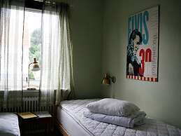 Roddaren Vandrarhem - Hostel