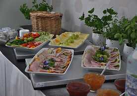 Roddaren Vandrarhem - Hostel