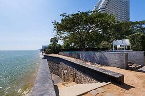 Baan SanKraam Beachfront Condominium