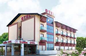 Tralles Hotel