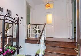 Good Living Bucharest