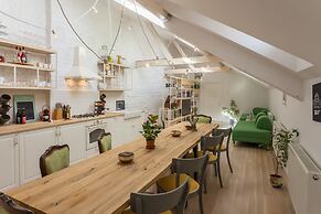 Good Living Bucharest