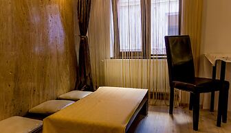 Piata Sfatului Apartments