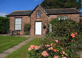 Garden Cottage & Granary