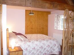 Garden Cottage & Granary