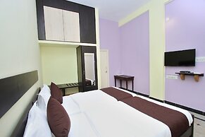 OYO 9060 Sri Sai Guest Inn