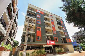 OYO 9653 Ample Premium Suites