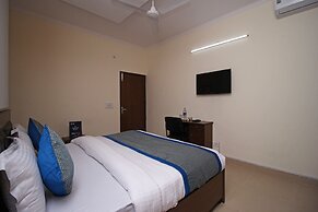 OYO 9273 Surya Palace