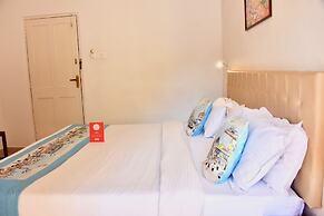 OYO 10240 Hotel Mayfair 1