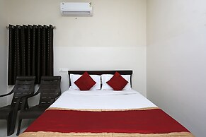 OYO 6749 The Royal Nest