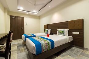 OYO 6651 Hotel Srujana Stay Inn